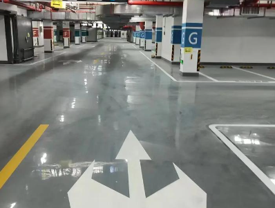 蘇州廠房地面劃線專業(yè)施工？筑牢工業(yè)安全的第一道防線